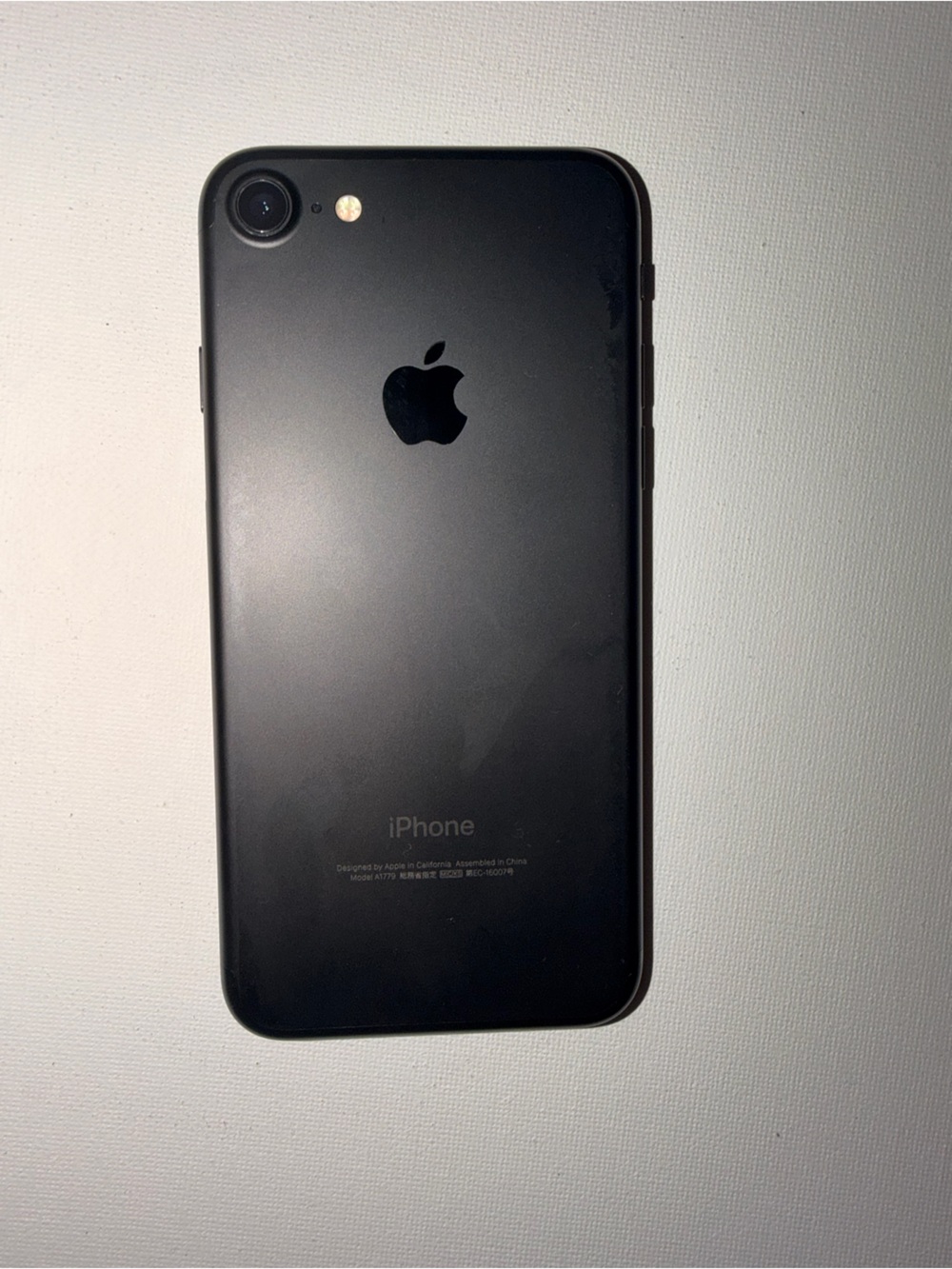 Apple iPhone 7 32GB Black Unlocked
